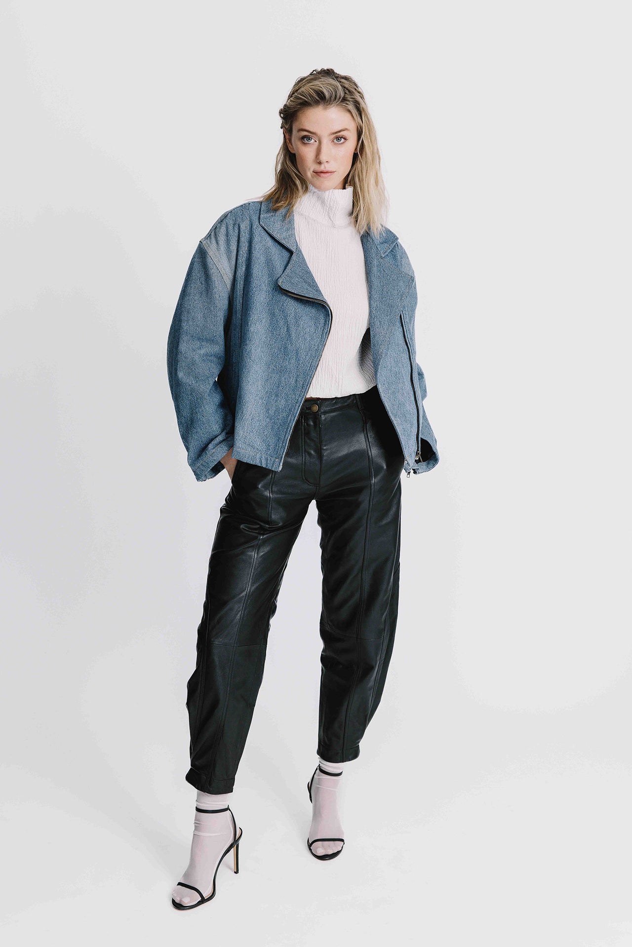 WILLA PANT in Black (zip closure)